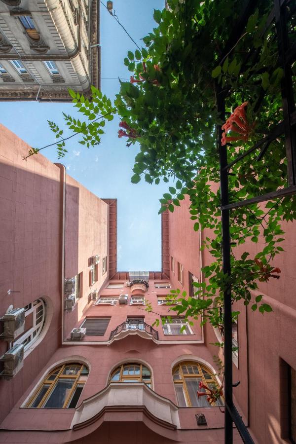 Central Studio بودابست المظهر الخارجي الصورة